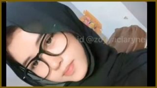 Kompilasi Zoyya Cewek Hijab Colmek Terbaru