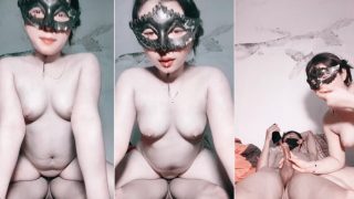 Birahi Host Cantik Ngewe WOT Sampai Crot