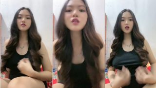 Muttia Cantik Spill Toket Bulatnya